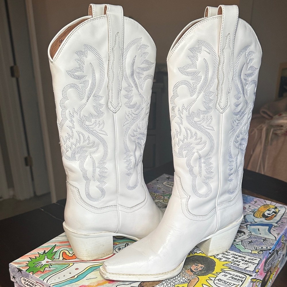 Jeffrey Campbell Dagget White Western Cowboy Boots